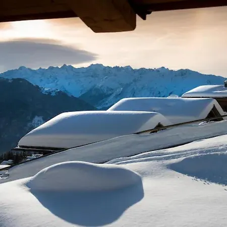 Calips Ski Or Tanning Villa